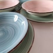 Set of 7 vintage flat and deep plates