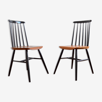 Pair of chairs by Ilmari Tapiovaara 1960s