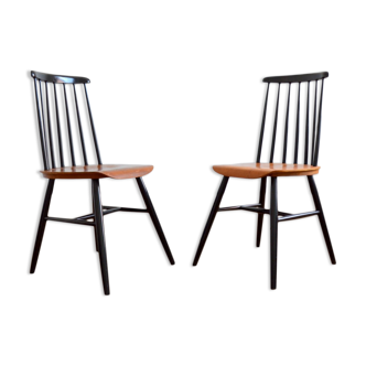 Pair of chairs by Ilmari Tapiovaara 1960s