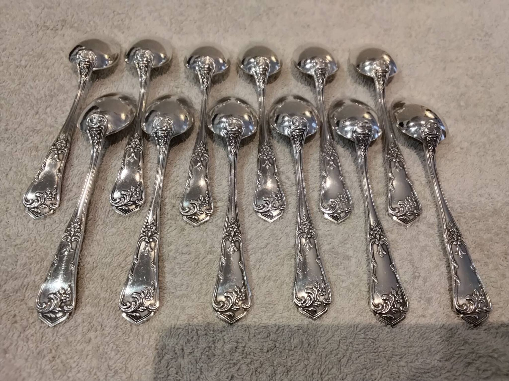 12 silver-plated metal coffee spoons by Boulenger LXV demi riche.