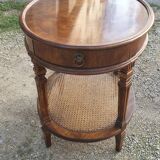 Middle table