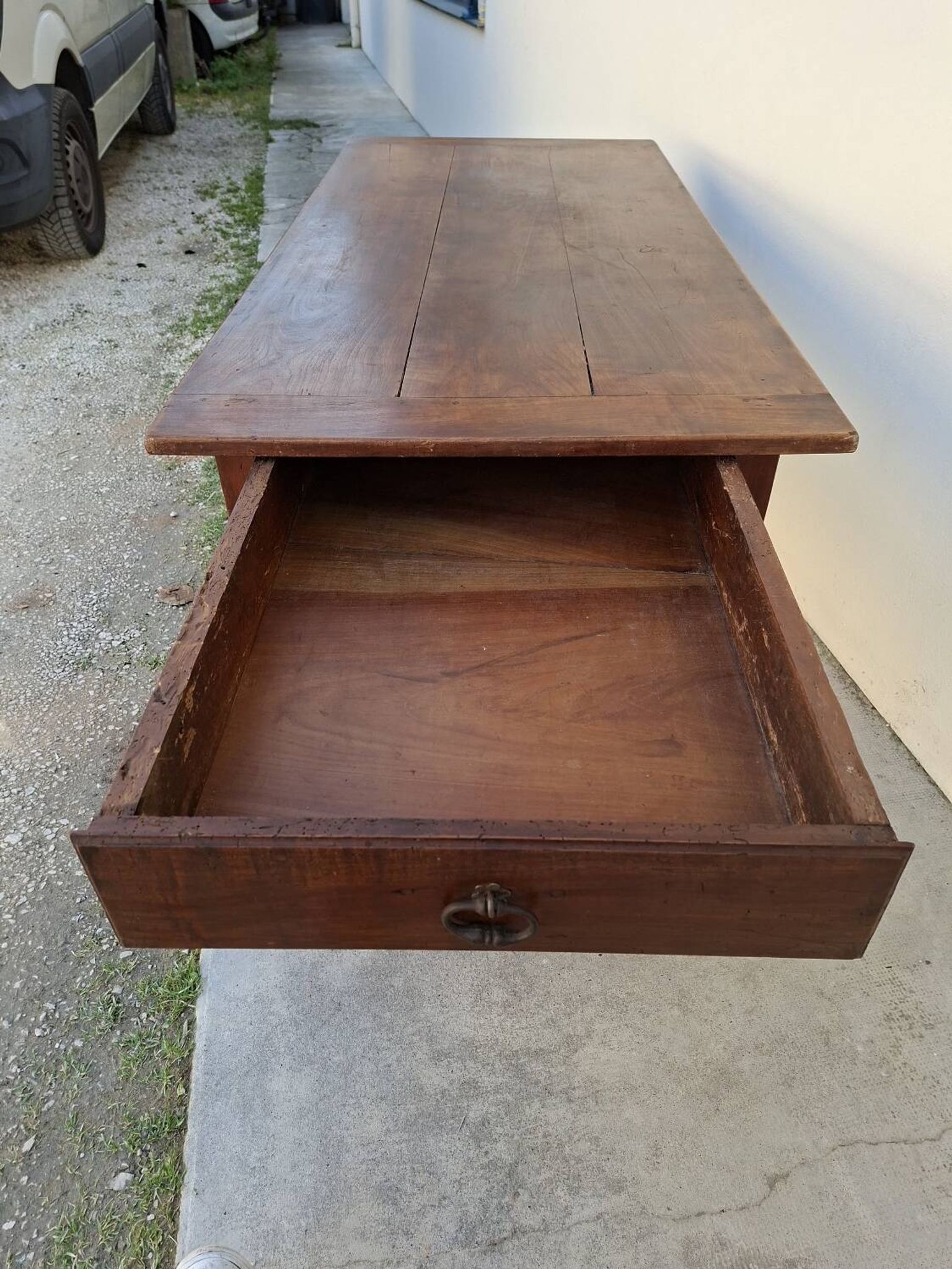 Rustic monastery farmhouse table, antique, 19th century, made of walnut.