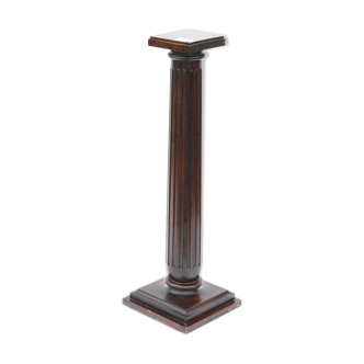 Wooden column