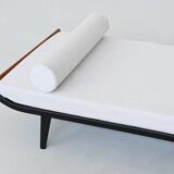 Dick Cordemeijer Cleopatra daybed white fabric Auping Netherlands 1954