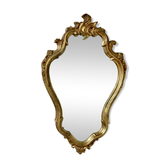 Grand miroir rococo en boit peint doré