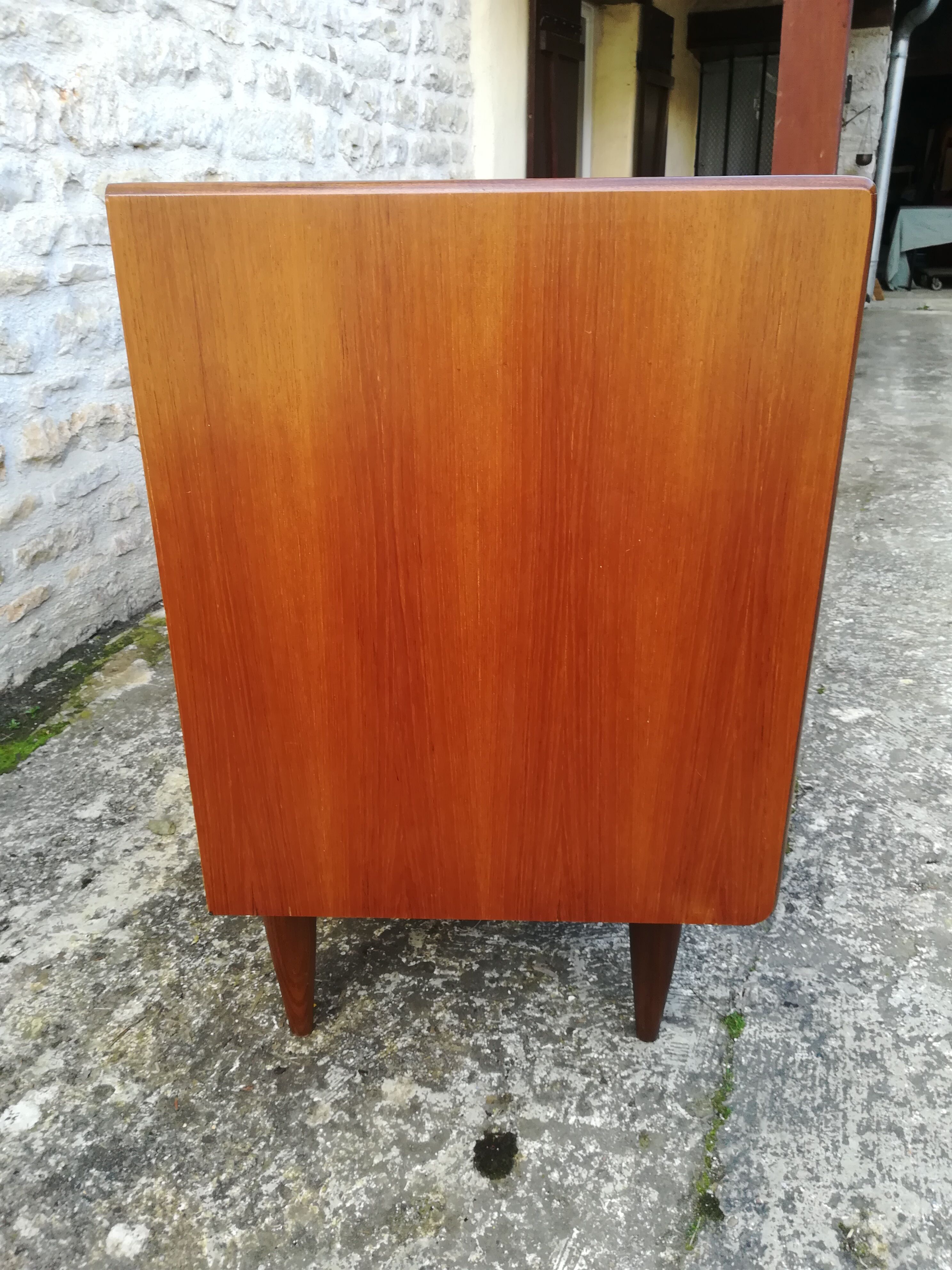 Scandinavian enfilade