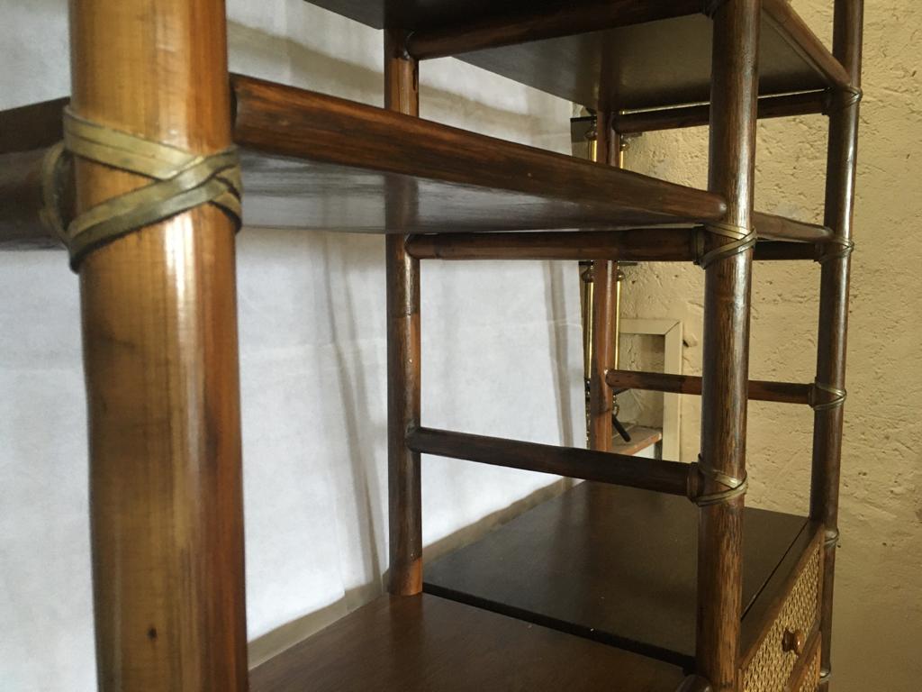Étagère bois et cannage XXe siècle