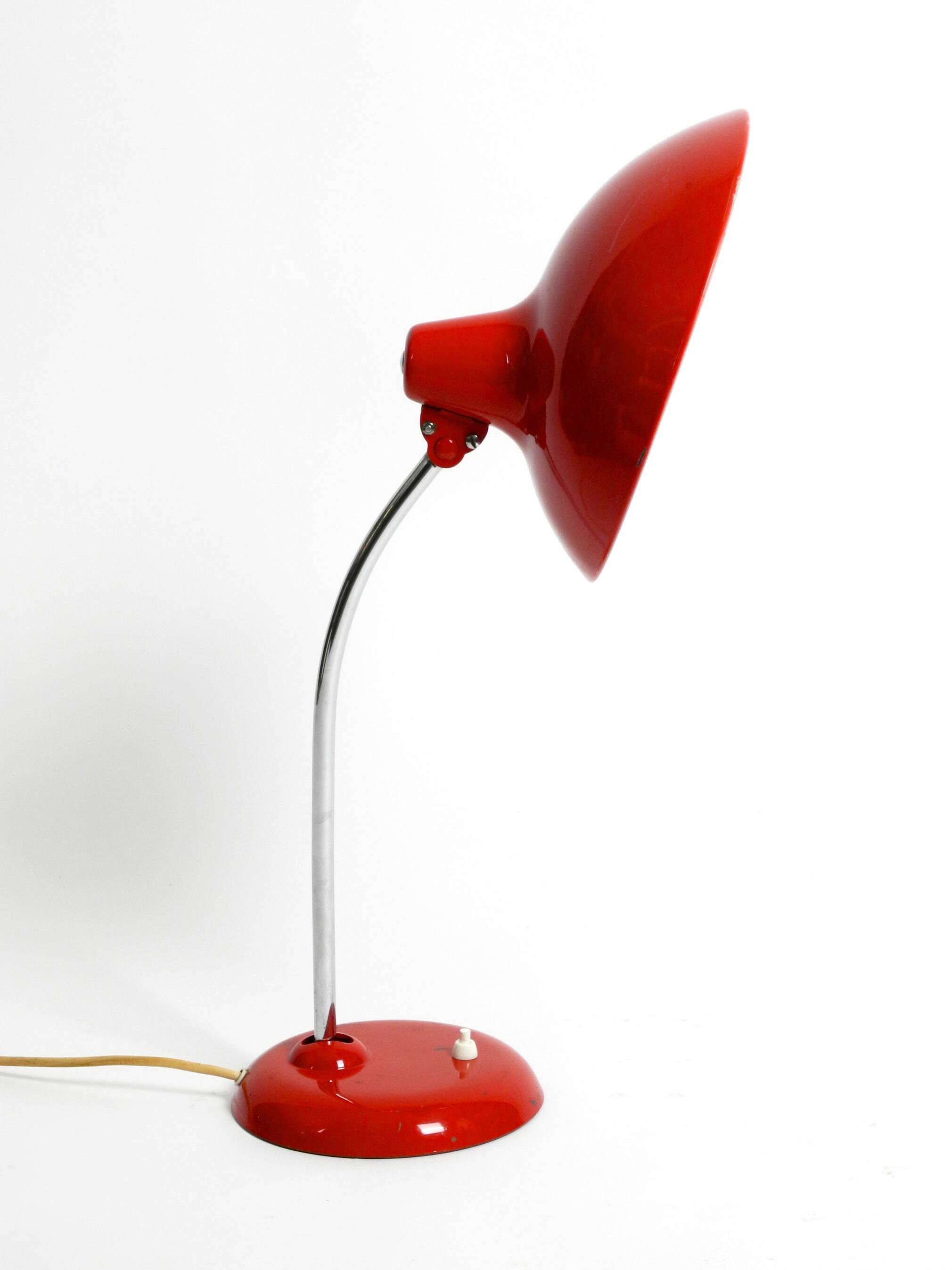 Original red Kaiser Idell metal table lamp model 6786 from the 1960s