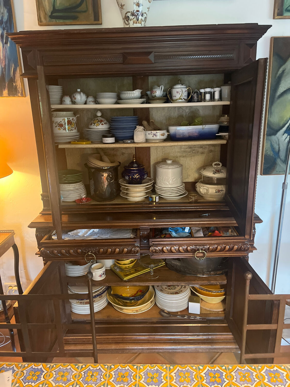 Two-body walnut buffet renaissance