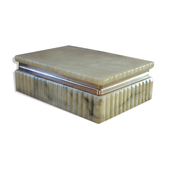 Boite en marbre blanc