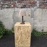 Table lamp in turned wood