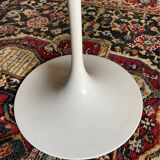 Knoll Saarinen Round Marble Side Table