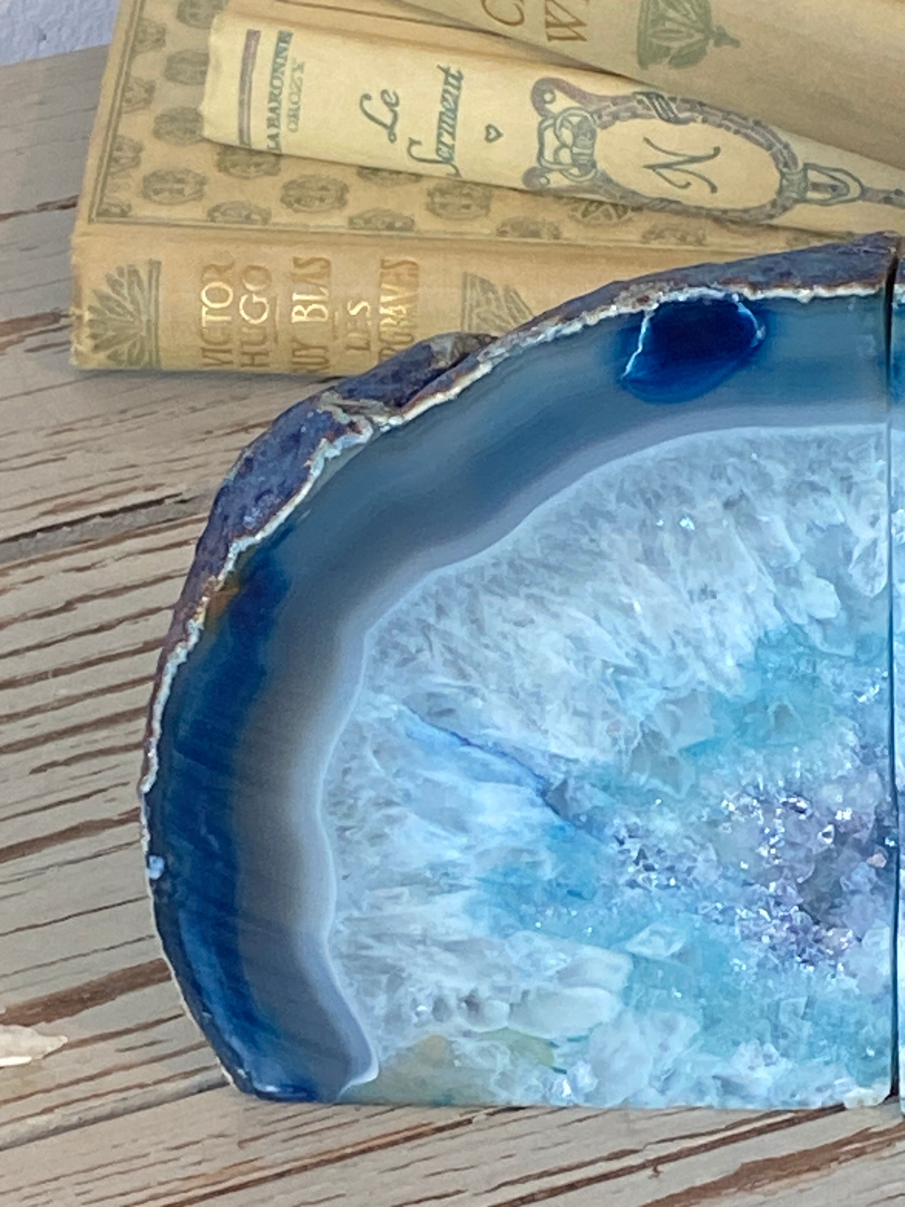 Serre-livre, géode, agate bleue