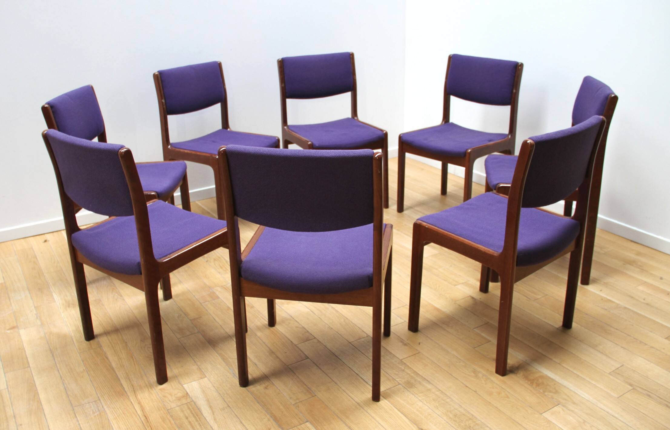 Vintage dining chair