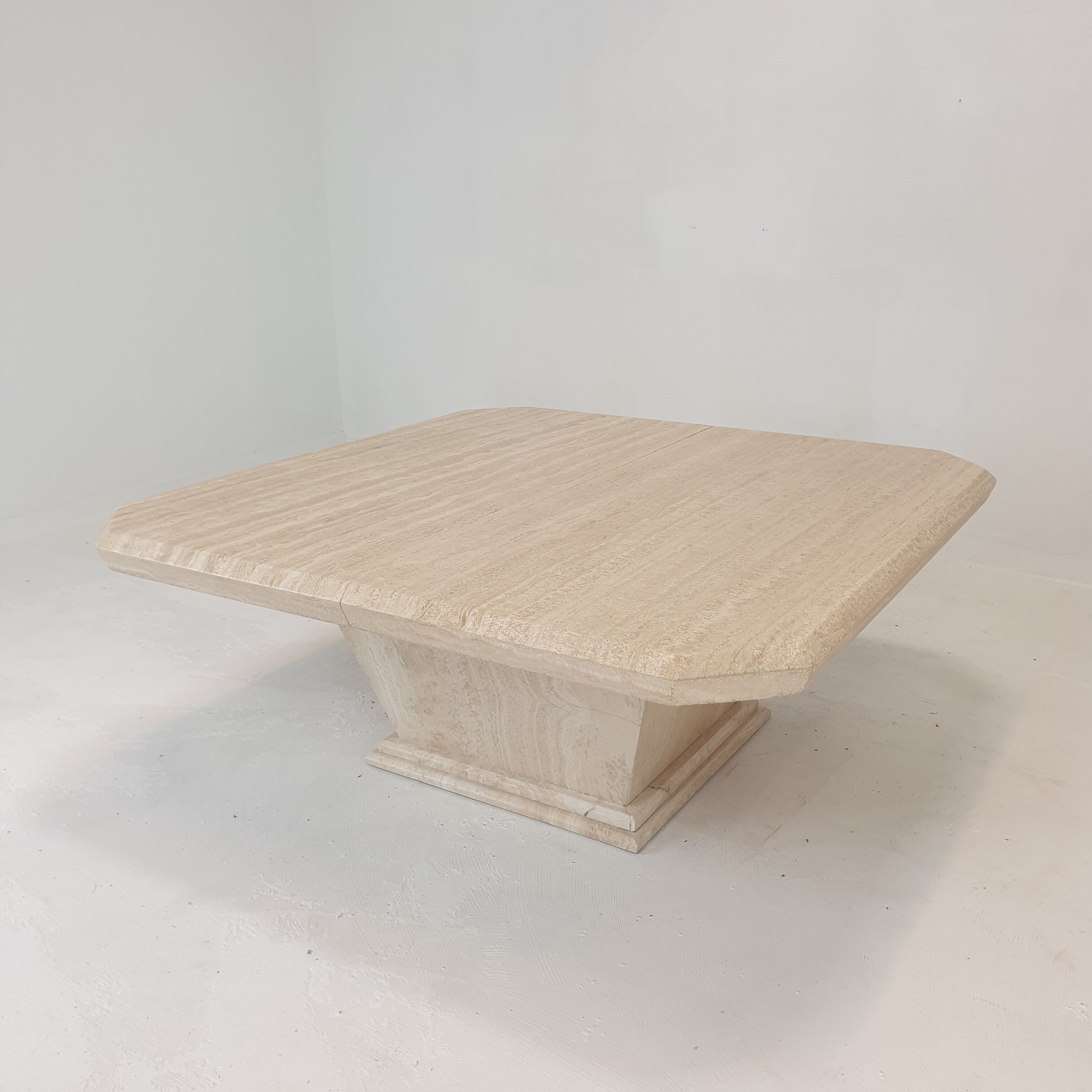 Italian Travertine Bar table or Coffee Table, 1980s