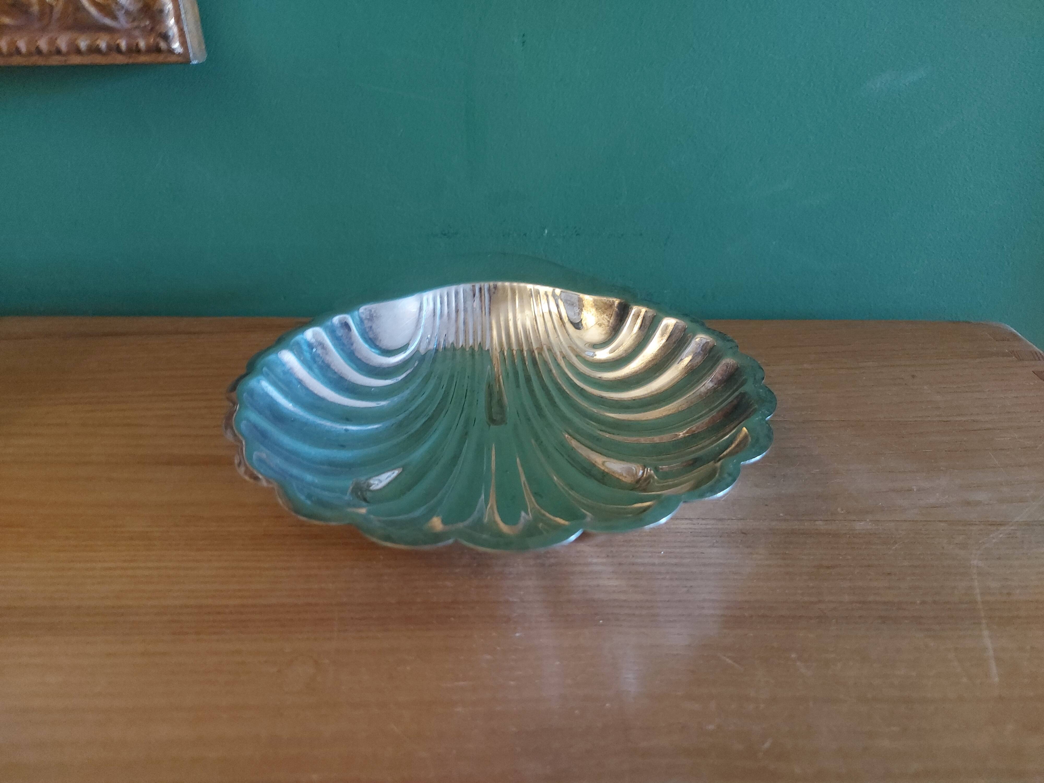 Silver metal scallop shell cup , Christofle , Fleuron