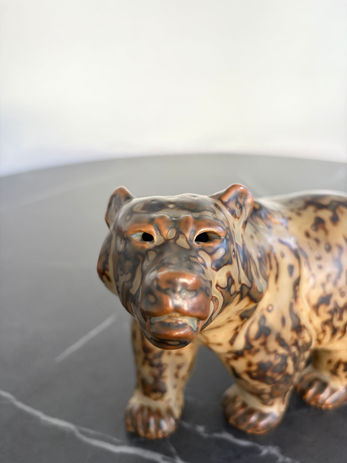 Ours in stoneware by Knud Kyhn – Royal Copenhagen, Denmark, model 20155