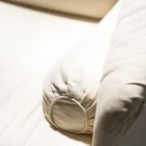 White sofa 2 places Molteni