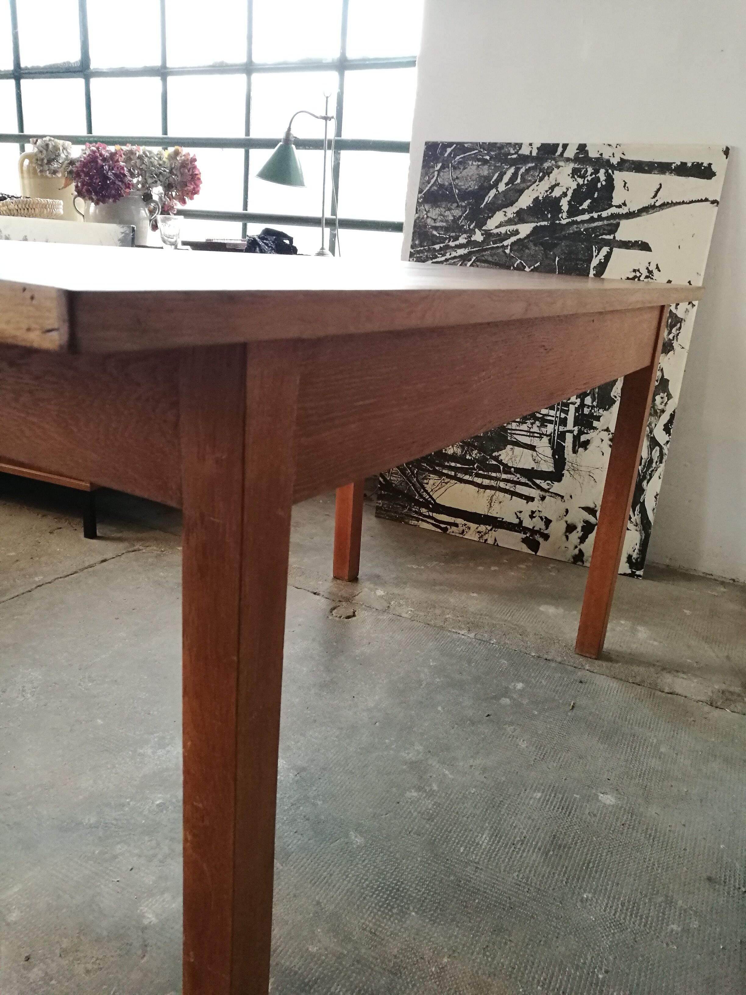 Oak wood farm table