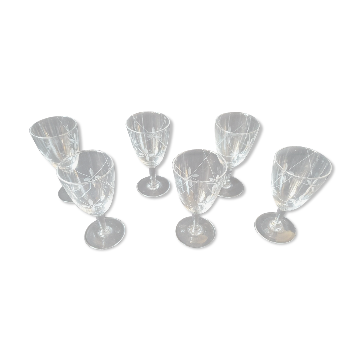 Set of 6 old crystal glasses cut for port or blanc wine
