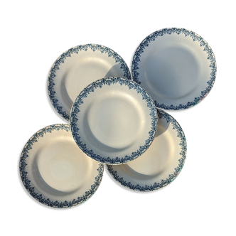 Flat plates in faience Land of Fer Choisy Le Roi, year 50, dark blue décor