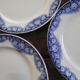 4 assiettes Boch Frères La Louvière – modèle Elvire – décor floral ble