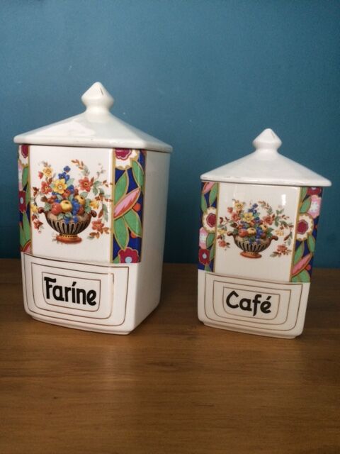 Lot of vintage flour pots and earthenware coffee.