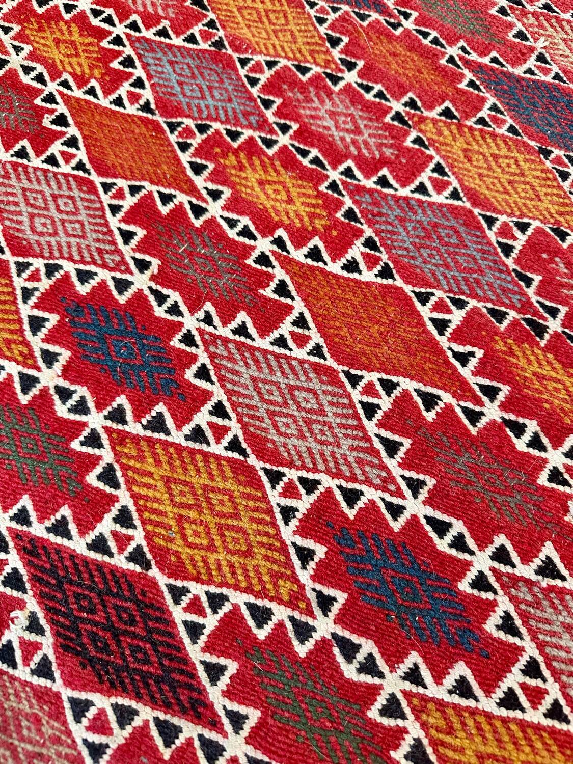 Vintage handmade kilim rug 113x200