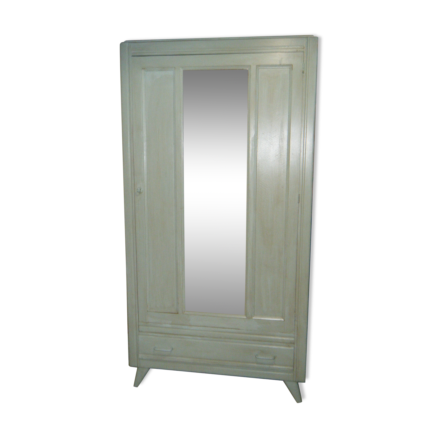 wardrobe Parisian green sdcruisingmom