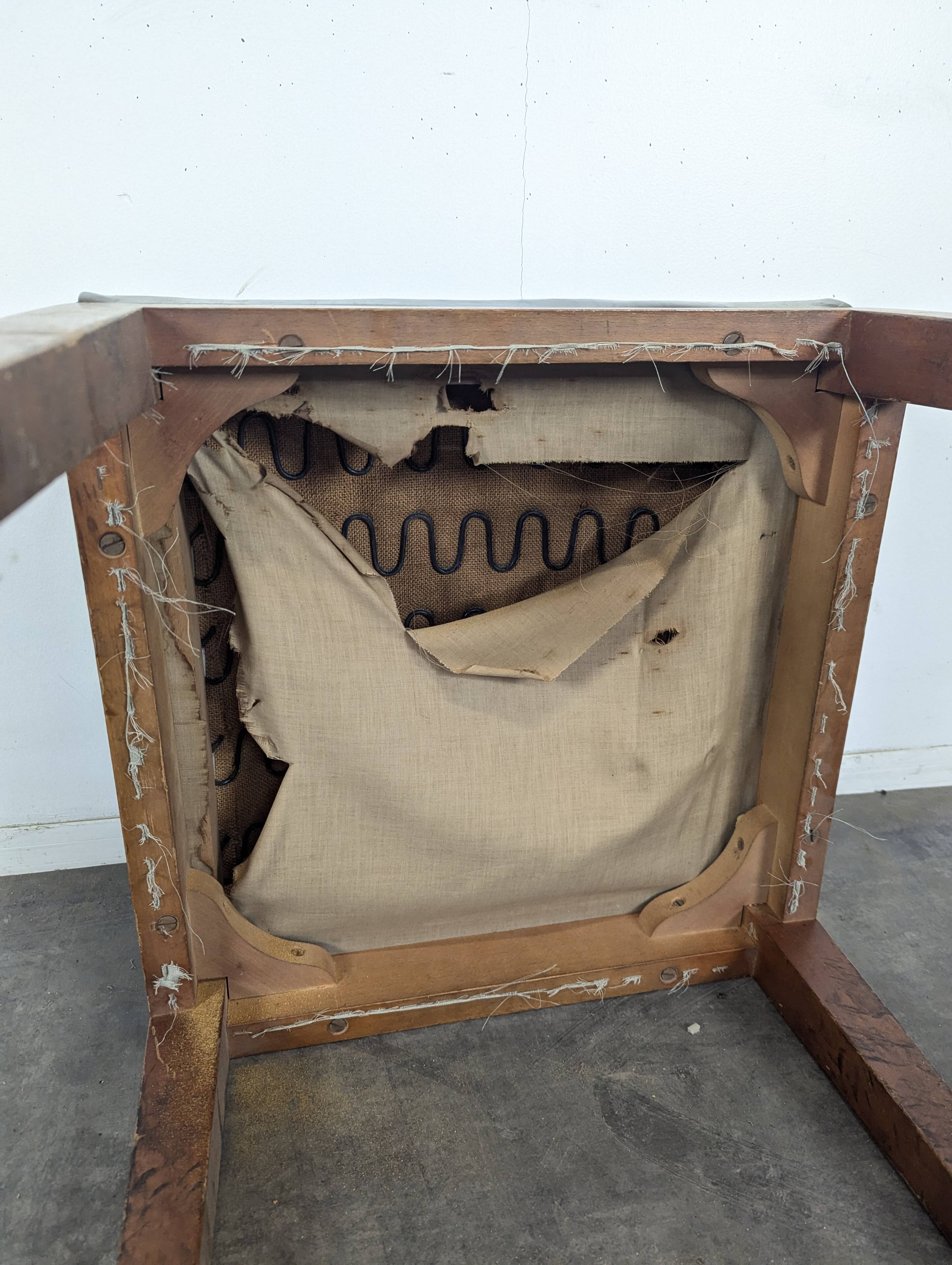 Tabouret repose pied epoque reconstruction