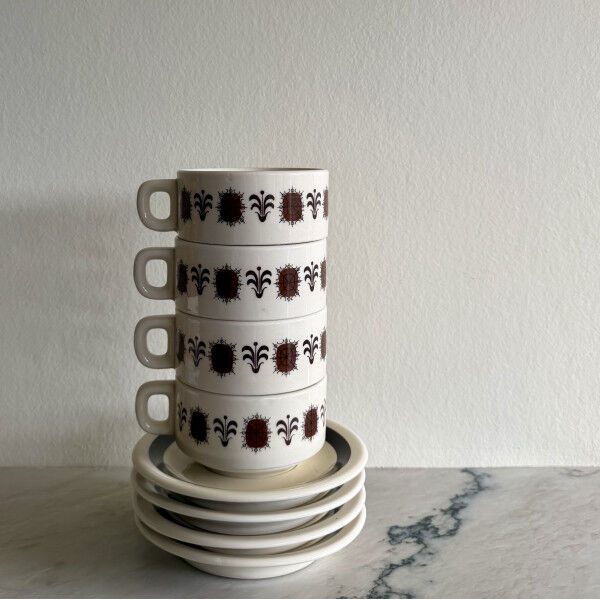 Tasses à chocolat 70'