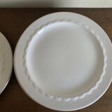 Set of 8 Festons flat plates by Pierre Motton for Gien 1970