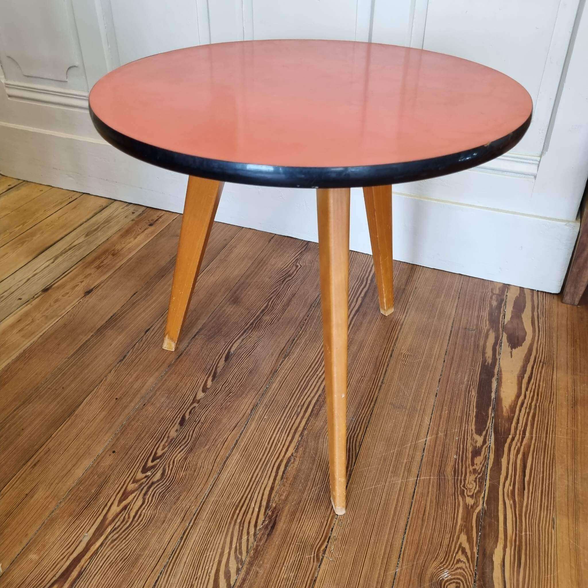 Table formica ronde tripode année 60 | Selency