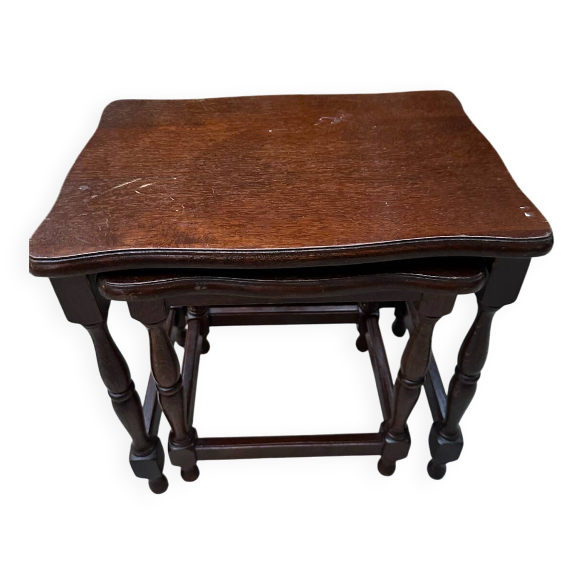 Set of two nesting tables