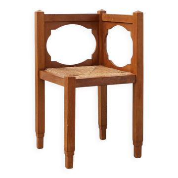 Chaise d'angle en chêne Art Déco avec dossier découpé et assise en paille, Belgique, cir.