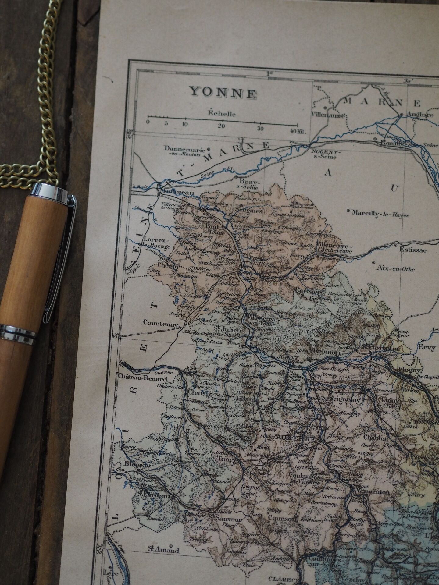 Map of the Yonne, printed in 1889. Authentic Vintage.