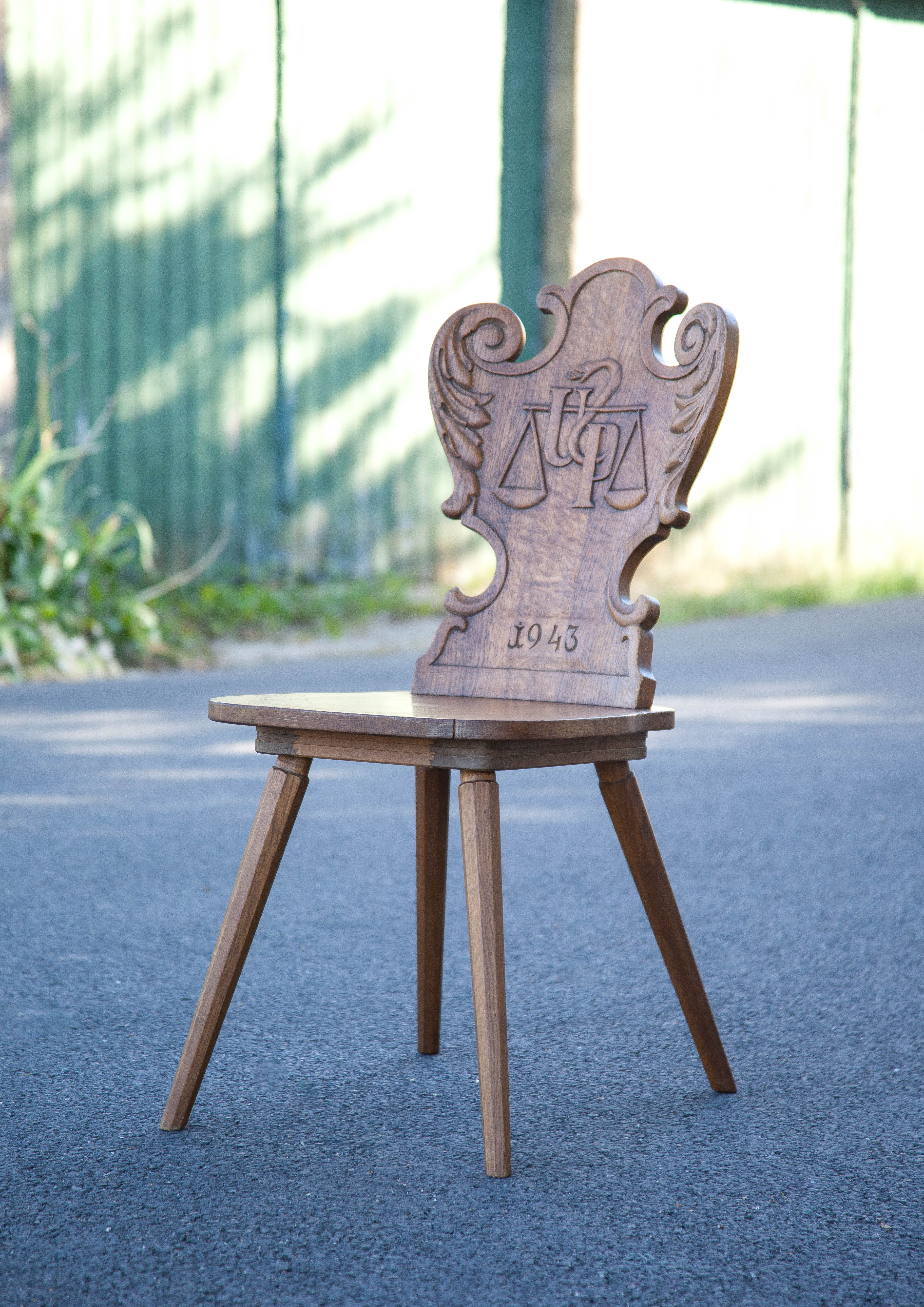 Set of 4 carved wooden stepladder chairs, pharmacy, brutalist, mountain style