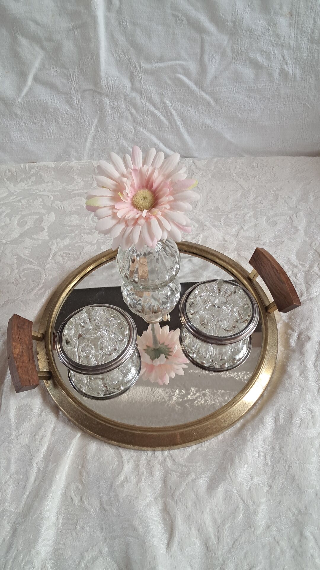Pair of glass moulded flower vases and silver-plated metal – Art Deco style