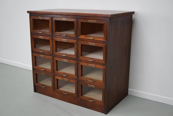 Vitrine de mercerie vintage en chêne hollandais, années 1950