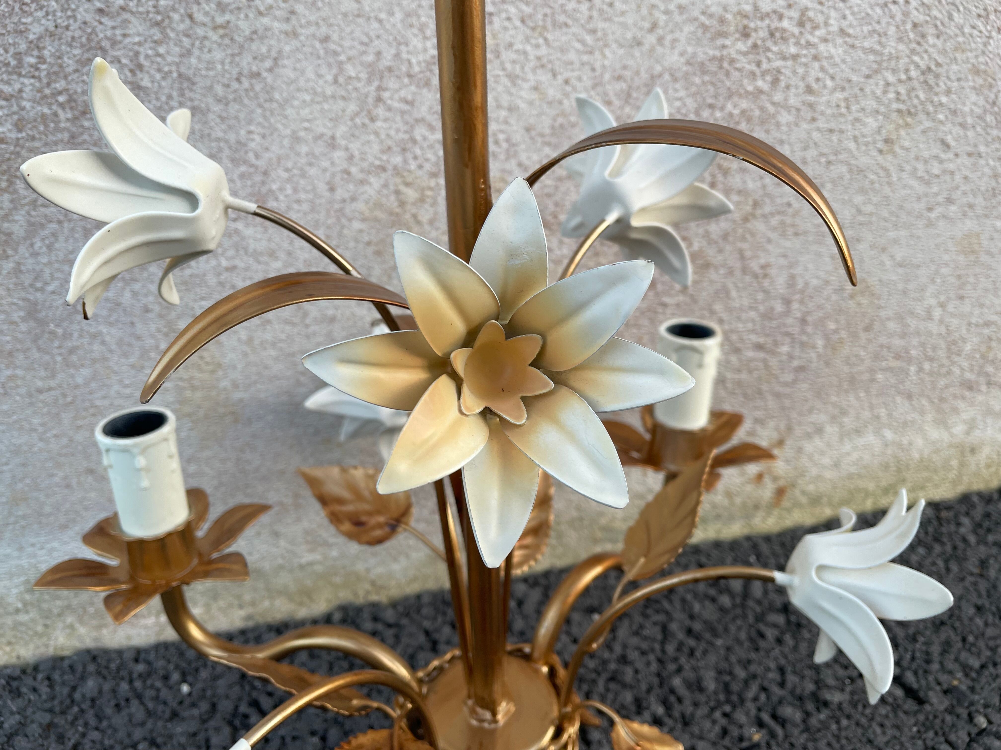 Lustre métal fleurs 3 feux