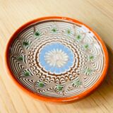 Romanian handicraft ceramic plate