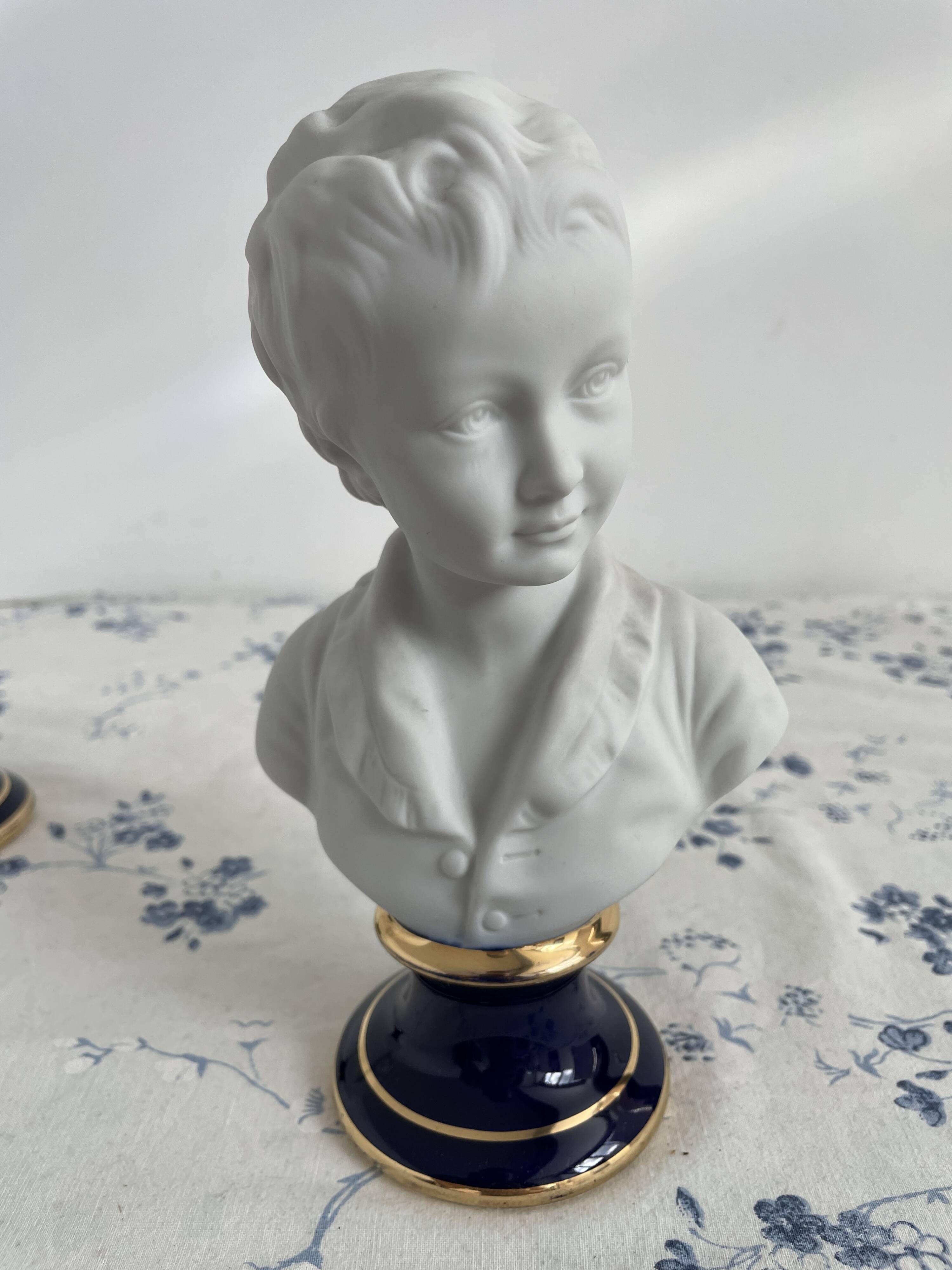Pair of biscuit busts, Tharaud, Houdon, Louise and Alexandre Brongniart
