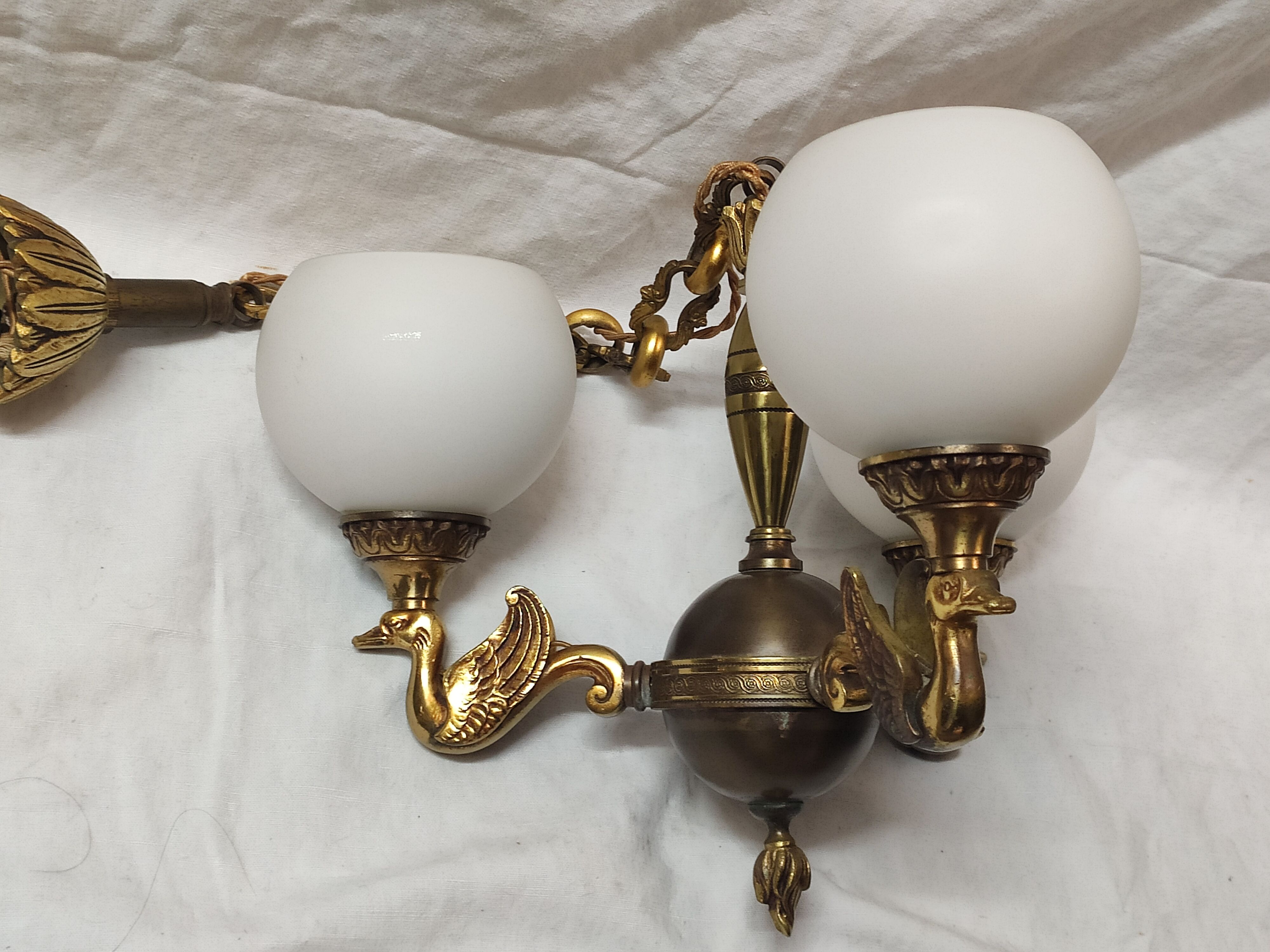 Gilded bronze chandelier & opaline Swan, empire style.