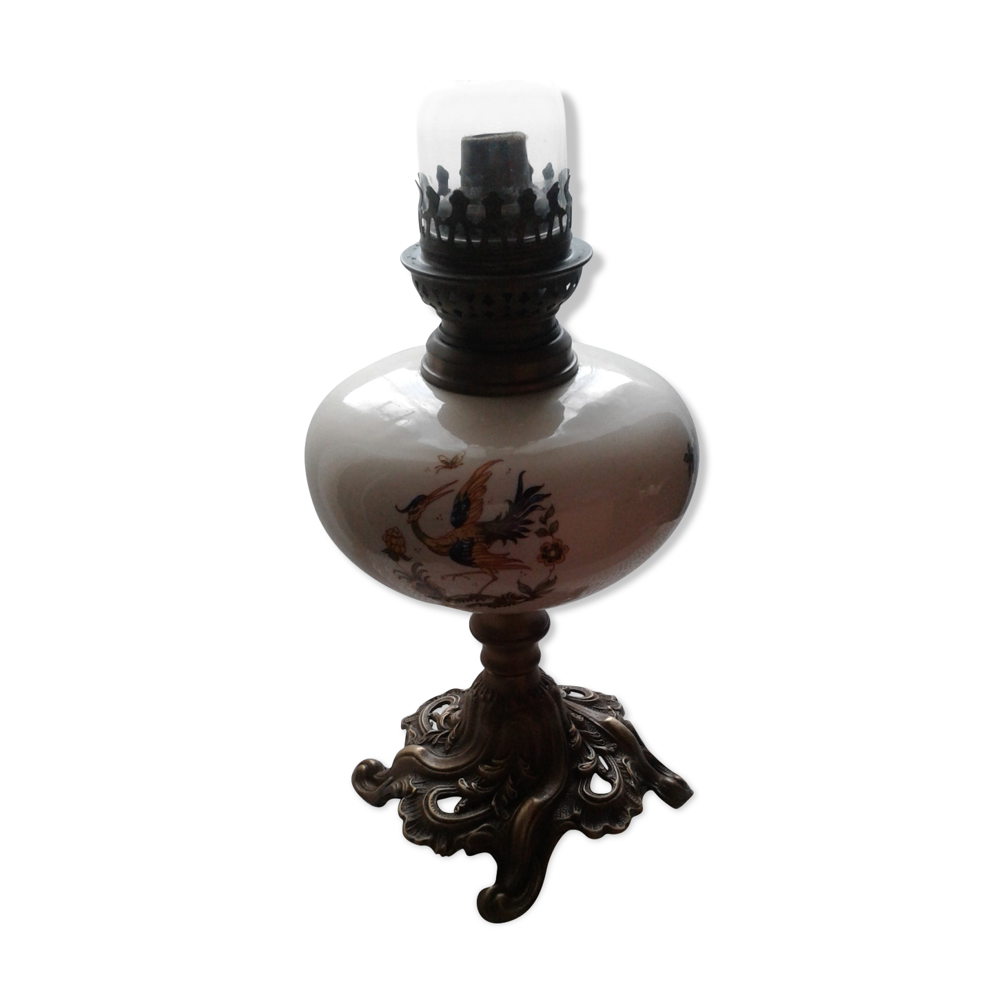 Oil lamp decor moustiers