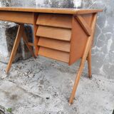 Primus desk & chair legs