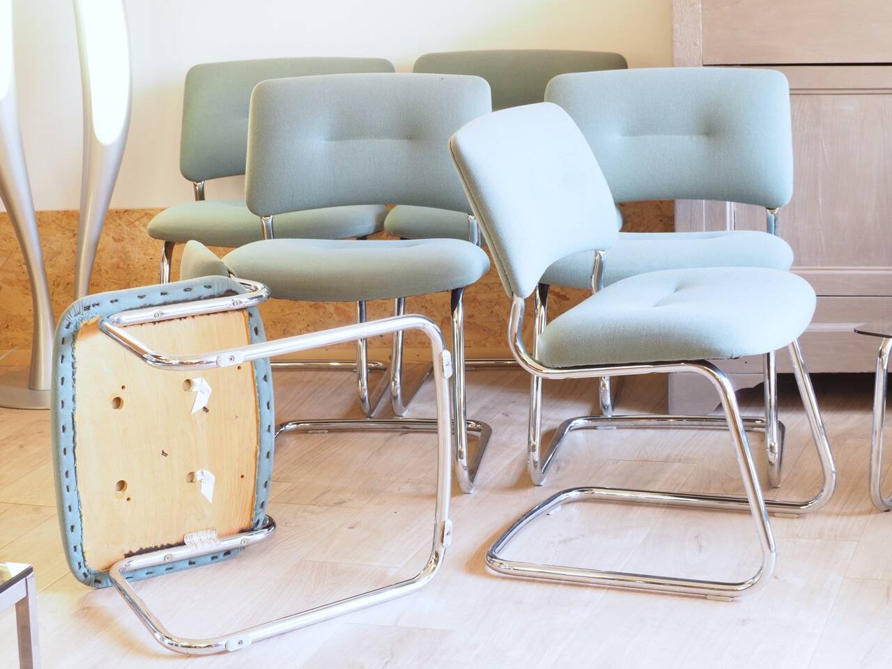 6 steelcase strafor chairs