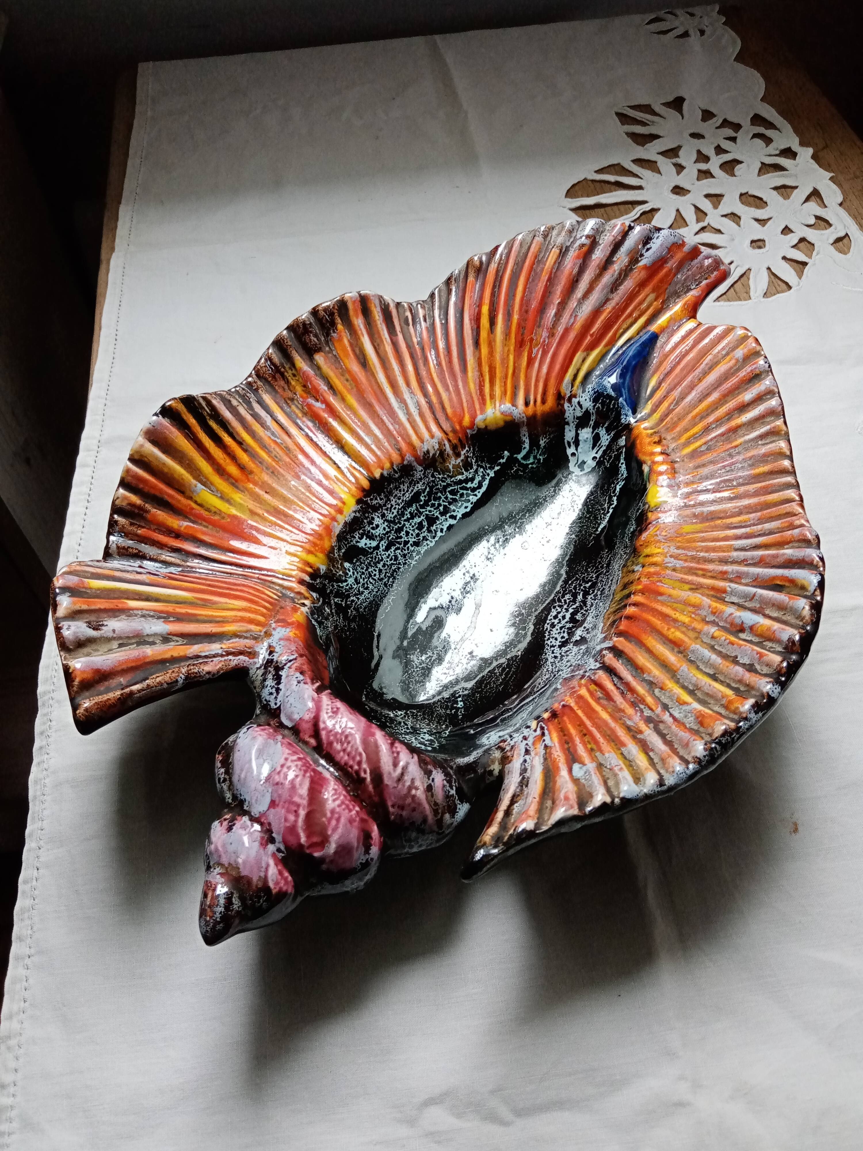 Large shell-shaped dish 1950s - 1960s