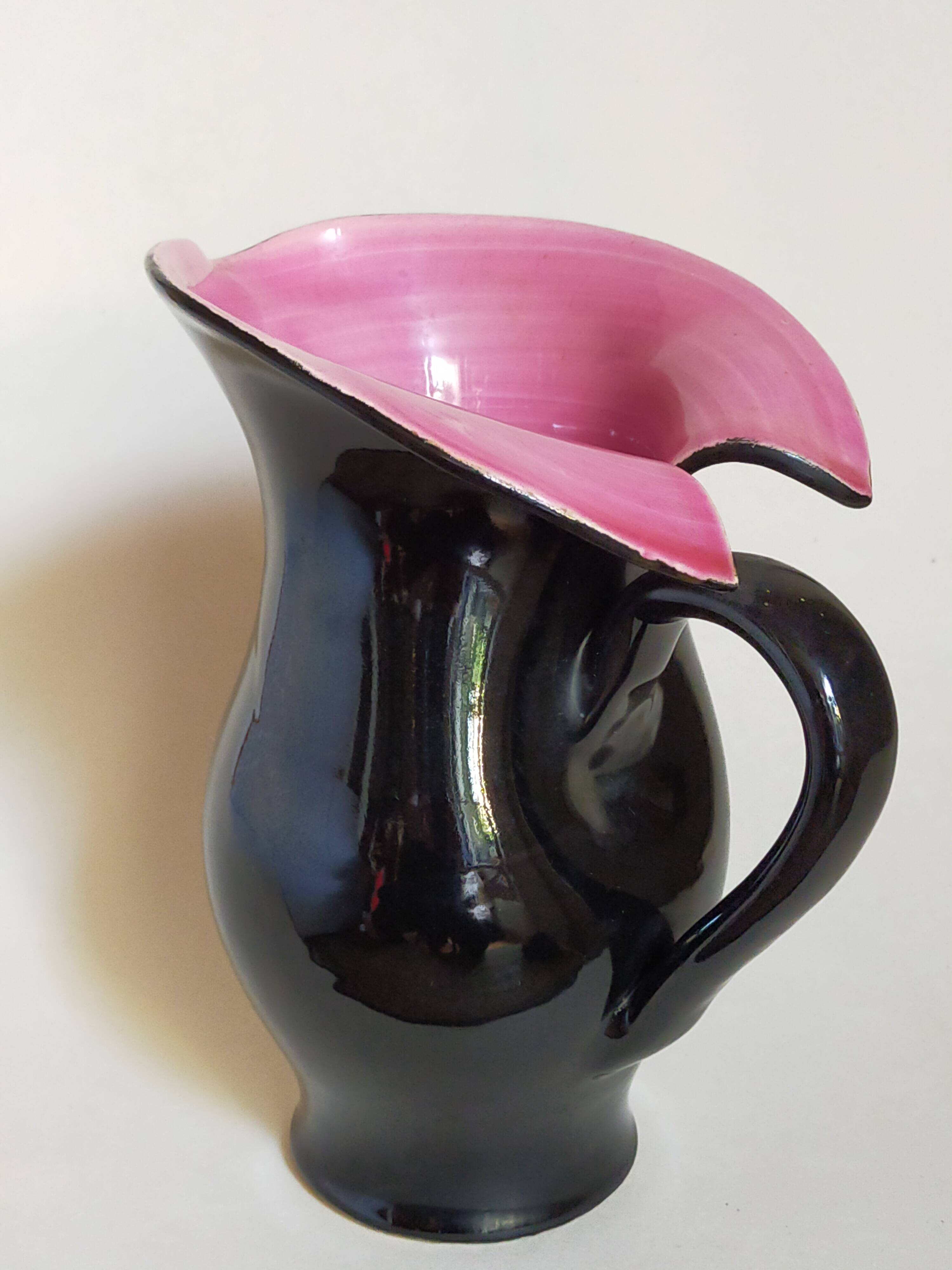 Bicolor pitcher of the Norman Potteries of Louviers 50s
