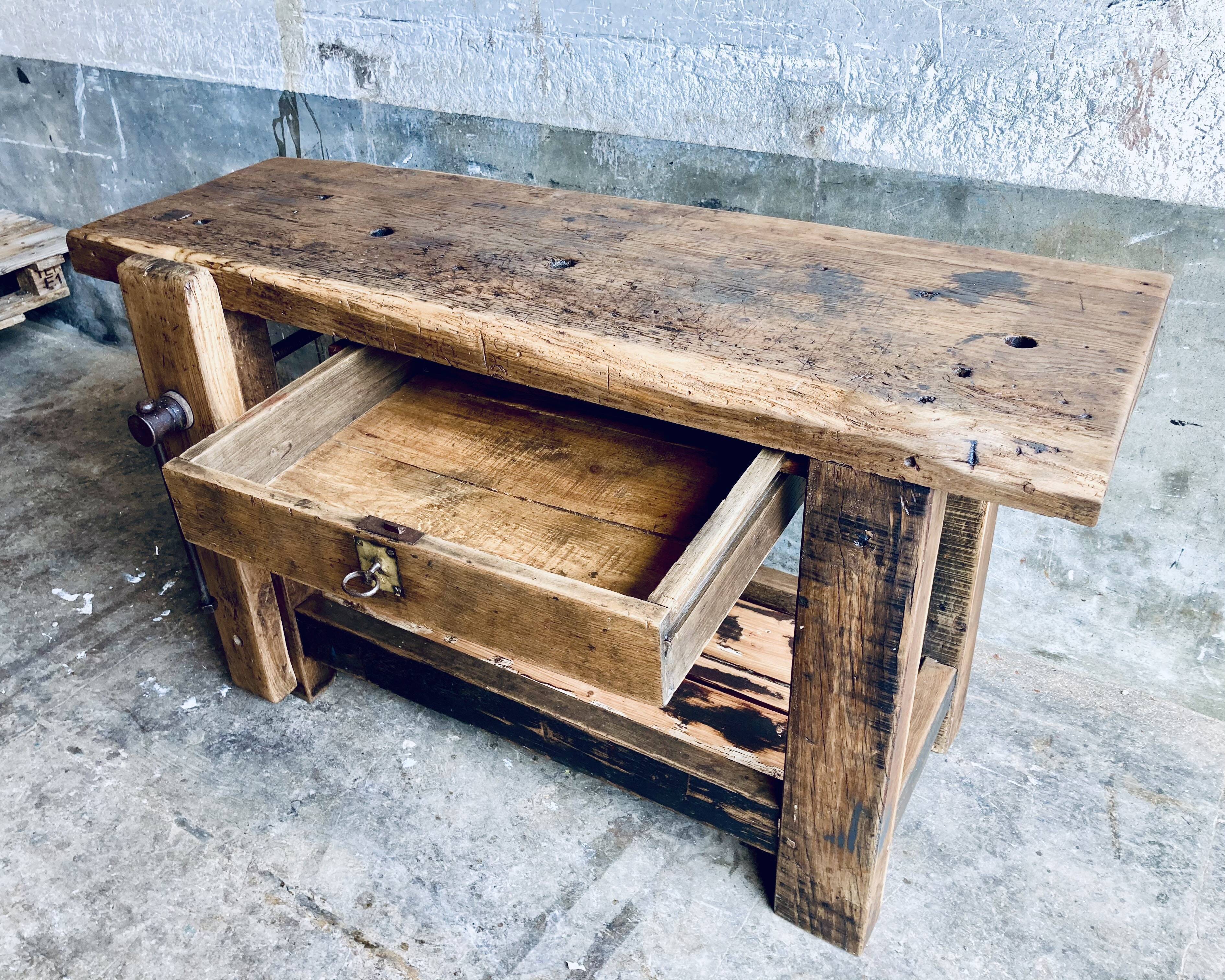 Etabli compact chêne