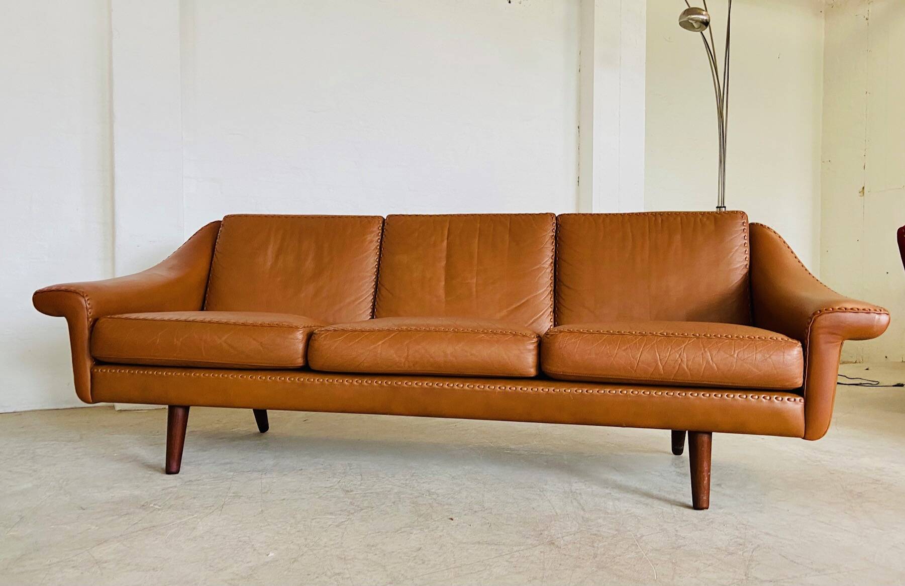 Aage Christiansen vintage Danish mid-century 3 person cognac "Matador" sofa